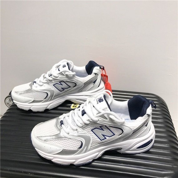https://www.mint-storekr.com/products/giay-nb-530-s0030