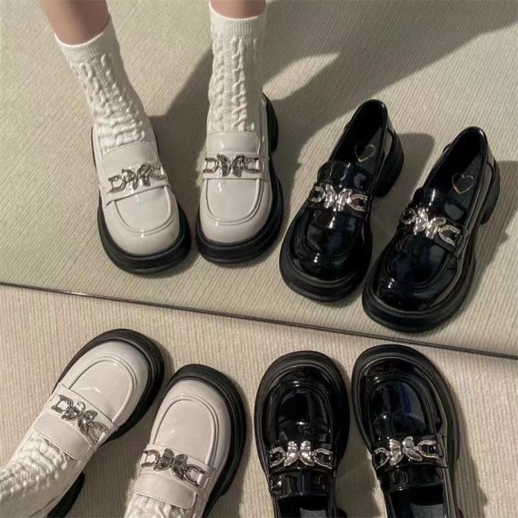 https://www.mint-storekr.com/products/giay-xinh-s0018