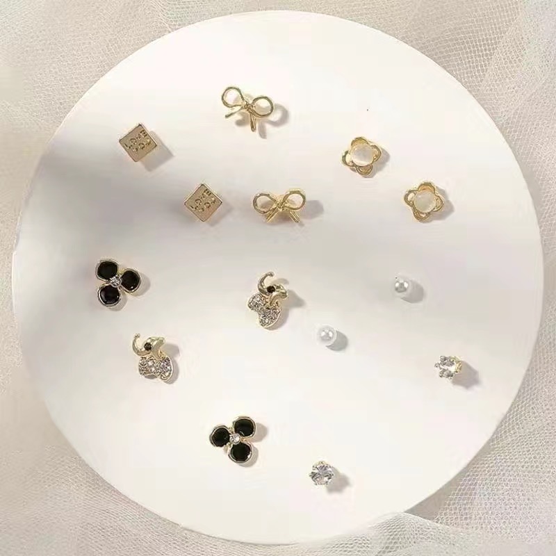 Set khuyên tai xinh J0003