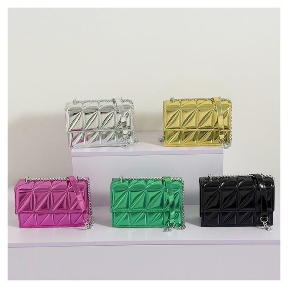 https://www.mint-storekr.com/products/tui-hot-trend-t0028