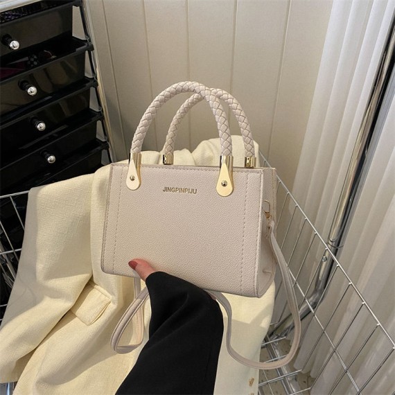 https://www.mint-storekr.com/products/tui-t0011