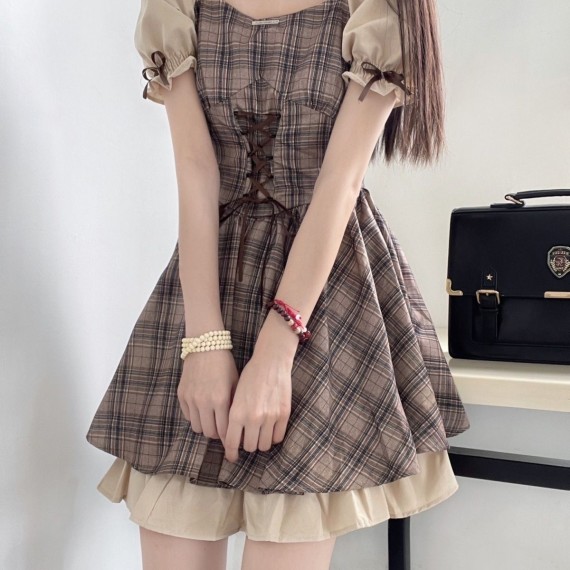https://www.mint-storekr.com/products/vay-xinh-v0010